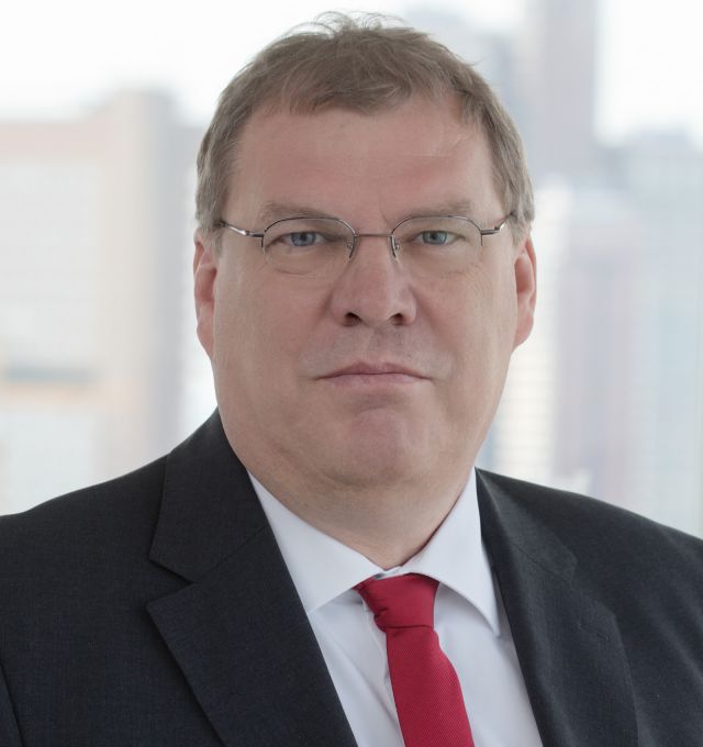  Michael Theile Geschäftsführer und Gesellschafter